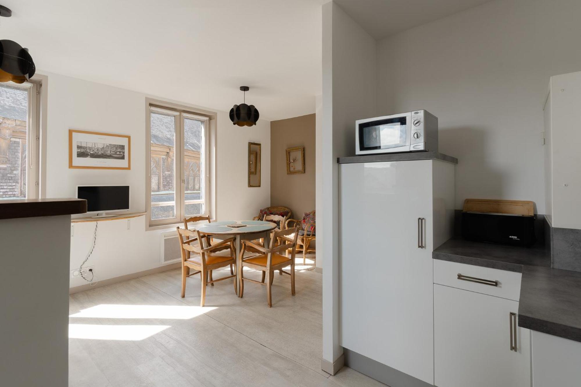 Studio Et Appartements Sainte Catherine องเฟลอร์ ภายนอก รูปภาพ