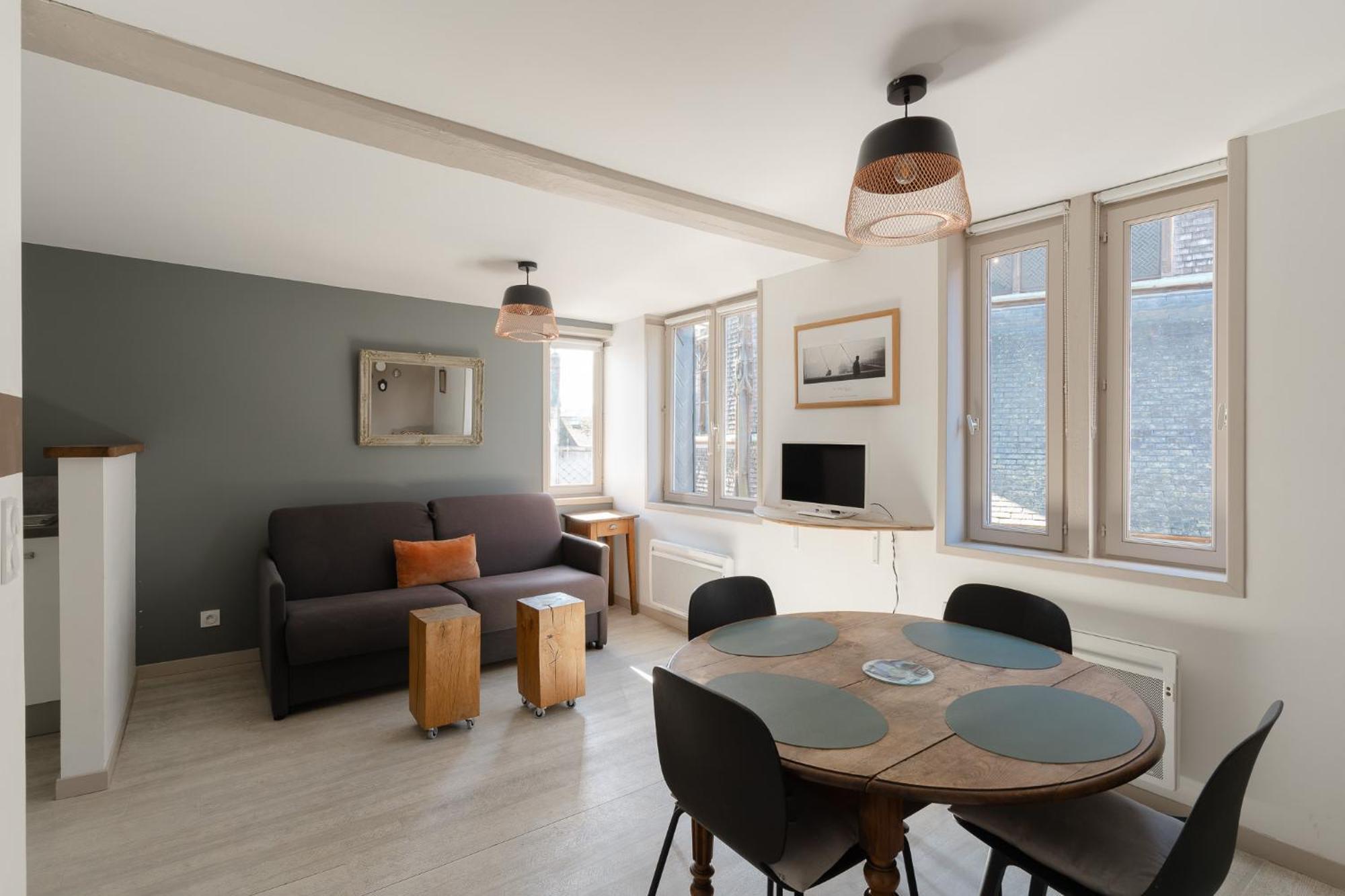 Studio Et Appartements Sainte Catherine องเฟลอร์ ภายนอก รูปภาพ