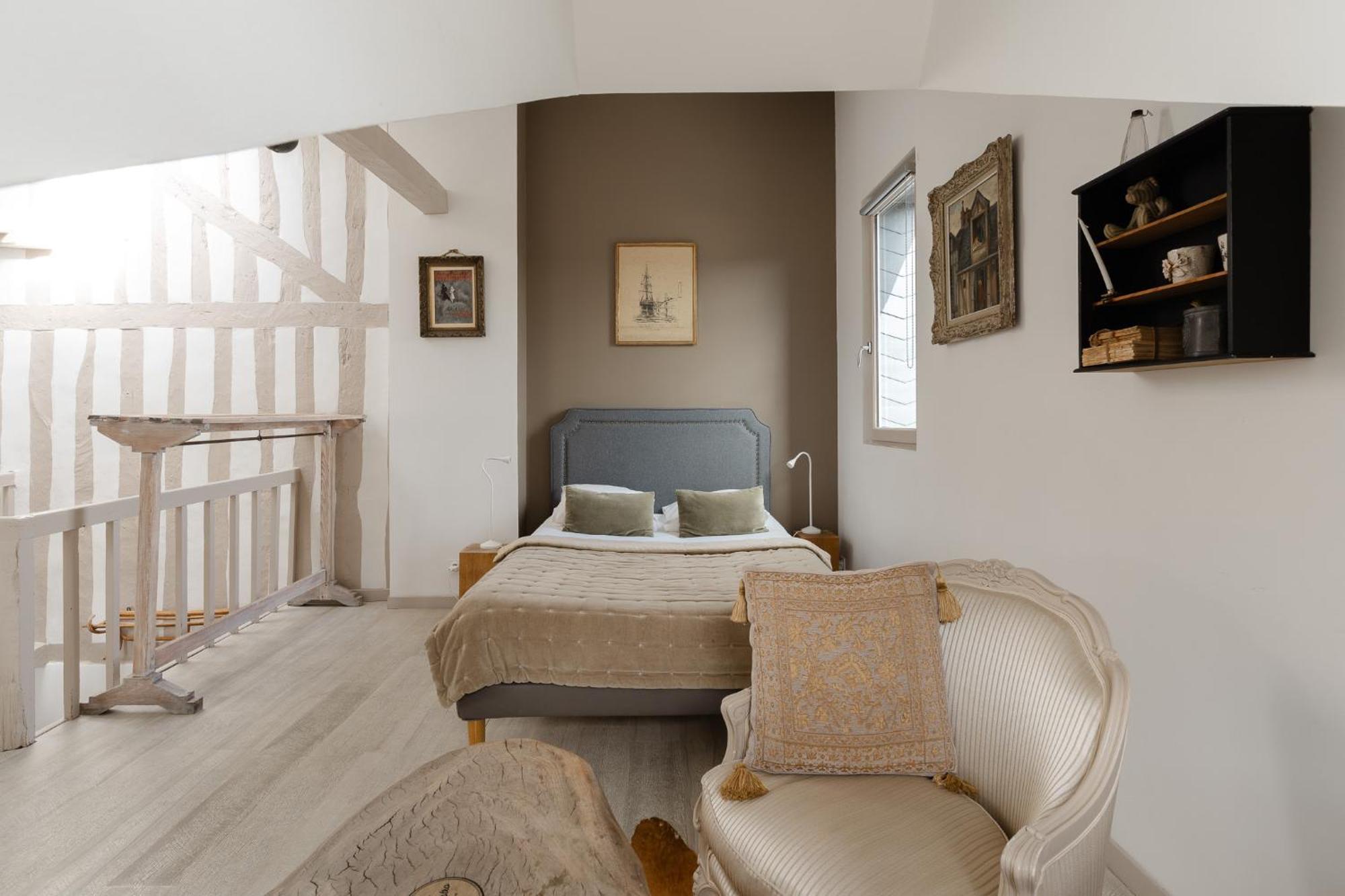 Studio Et Appartements Sainte Catherine องเฟลอร์ ภายนอก รูปภาพ